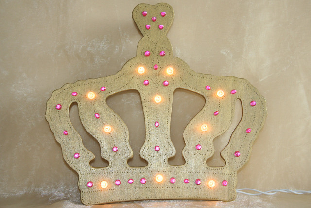 Lampe Holz Krone Prinzessin gold rosa Glitzersteine